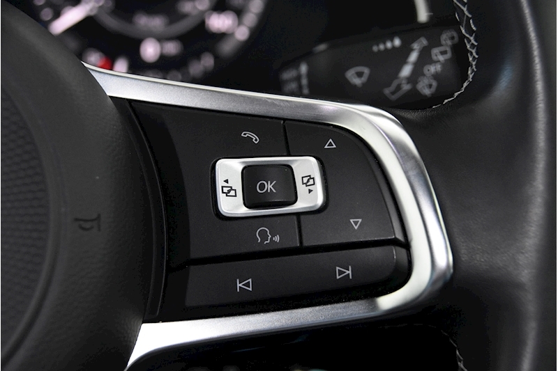 Volkswagen 2.0 TDI R-Line SUV 5dr Diesel DSG 4Motion (s/s) (190 ps)