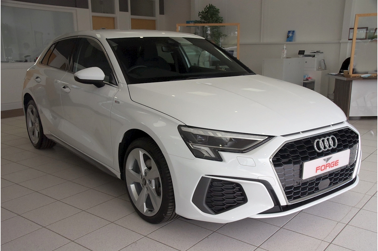 1.4 TFSIe 40 S line Sportback 5dr Petrol Plug-in Hybrid S Tronic 13kWh (204 ps)