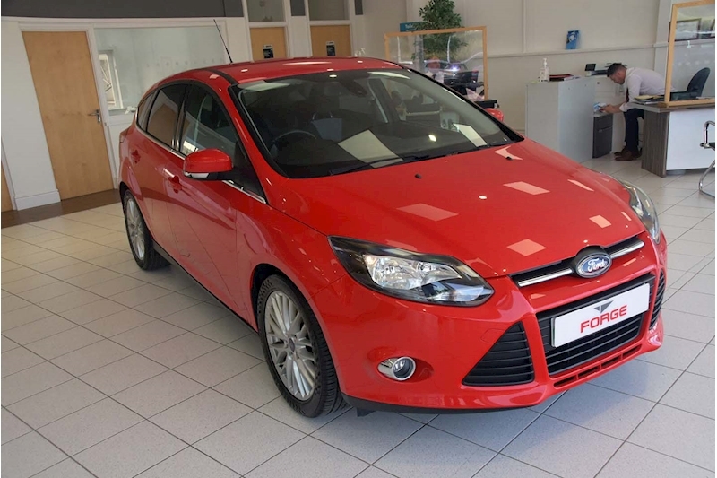 Ford Focus TDCi Zetec Navigator Navigator Hatchback 1.6 Manual Diesel