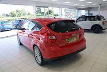 14/64 Ford Focus TDCi Zetec Navigator Navigator Hatchback 1.6 Manual Diesel 5 dr