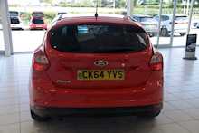 14/64 Ford Focus TDCi Zetec Navigator Navigator Hatchback 1.6 Manual Diesel 5 dr