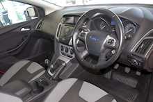 14/64 Ford Focus TDCi Zetec Navigator Navigator Hatchback 1.6 Manual Diesel 5 dr