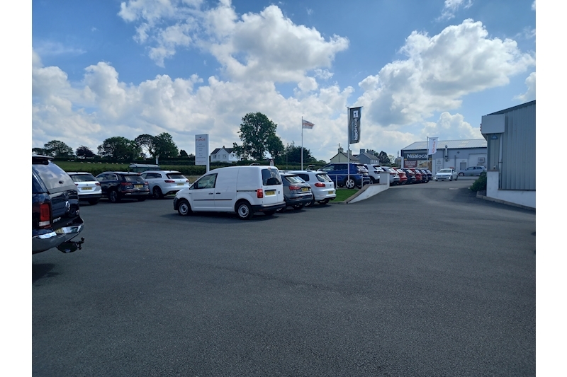 Ford Focus TDCi Zetec Navigator Navigator Hatchback 1.6 Manual Diesel