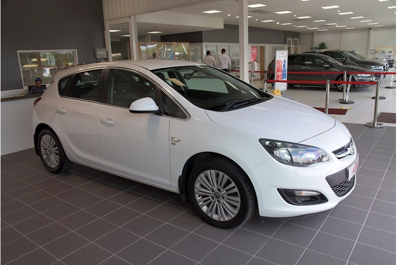 Vauxhall Astra CDTi ecoFLEX Excite 1.7 5dr Hatchback Manual Diesel