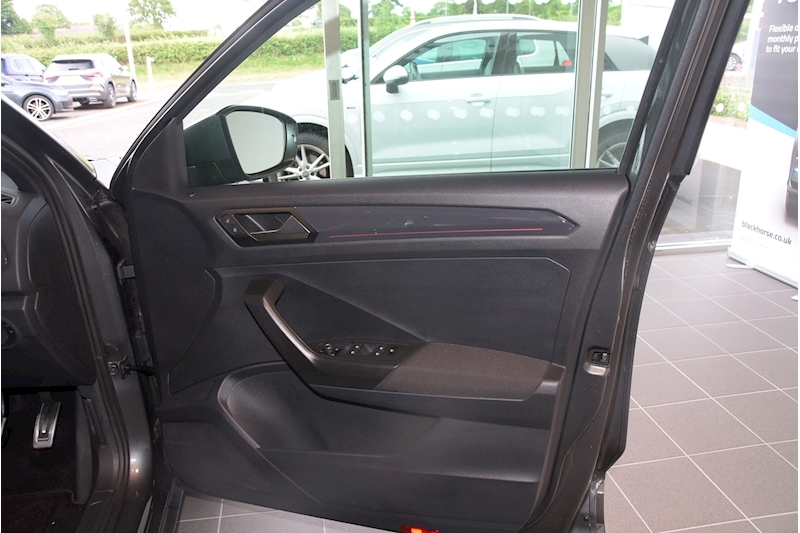 Volkswagen T-Roc TSI SEL4 Motion Automatic Petrol