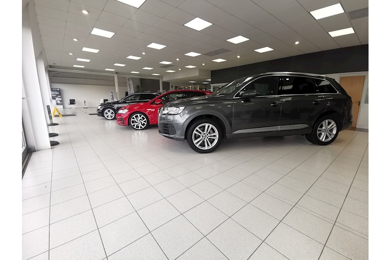 Audi 2.9 TFSI V6 Sport Edition Avant 5dr Petrol Tiptronic quattro (s/s) (450 ps)