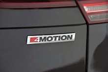 19/68 Volkswagen Tiguan TDI R-Line SUV 5dr Diesel DSG 4Motion