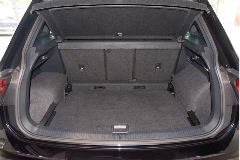 Volkswagen 2.0 TDI R-Line SUV 5dr Diesel DSG 4Motion Euro 6 (s/s) (150 ps)