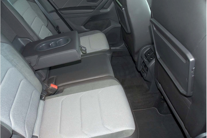 Volkswagen 2.0 TDI R-Line SUV 5dr Diesel DSG 4Motion Euro 6 (s/s) (150 ps)