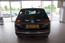 19/68 Volkswagen Tiguan TDI R-Line SUV 5dr Diesel DSG 4Motion