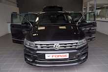 19/68 Volkswagen Tiguan TDI R-Line SUV 5dr Diesel DSG 4Motion