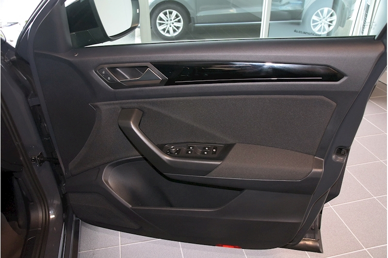 Volkswagen 1.5 TSI EVO Black Edition SUV 5dr Petrol DSG Euro 6 (s/s) (150 ps)