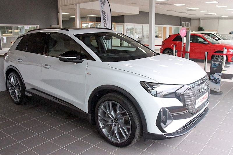 Audi 50 Vorsprung SUV 5dr Electric Auto quattro 82kWh (299 ps)