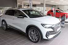 22/22 Audi Q4 e-tron Vorsprung