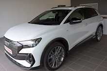 22/22 Audi Q4 e-tron Vorsprung
