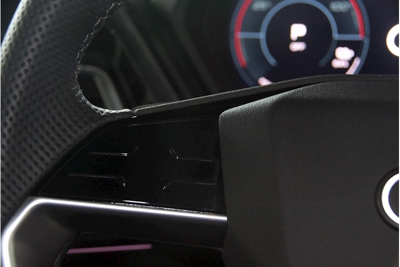 Audi 50 Vorsprung SUV 5dr Electric Auto quattro 82kWh (299 ps)