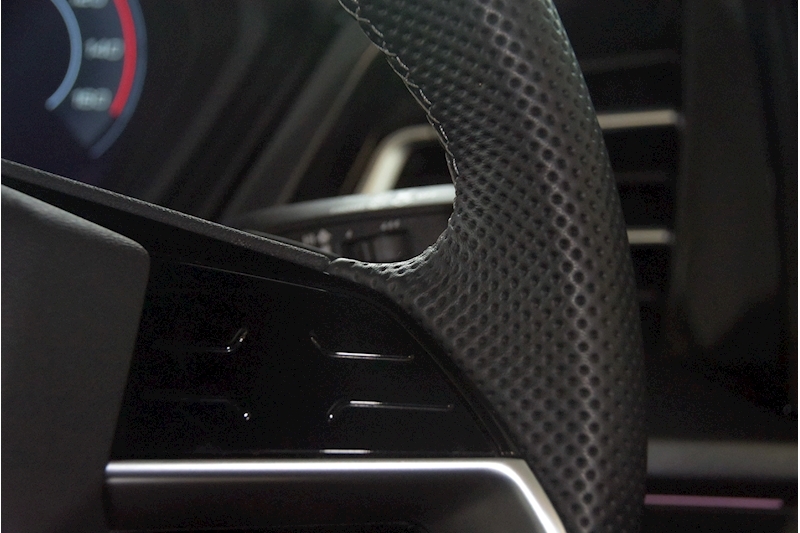 Audi 50 Vorsprung SUV 5dr Electric Auto quattro 82kWh (299 ps)