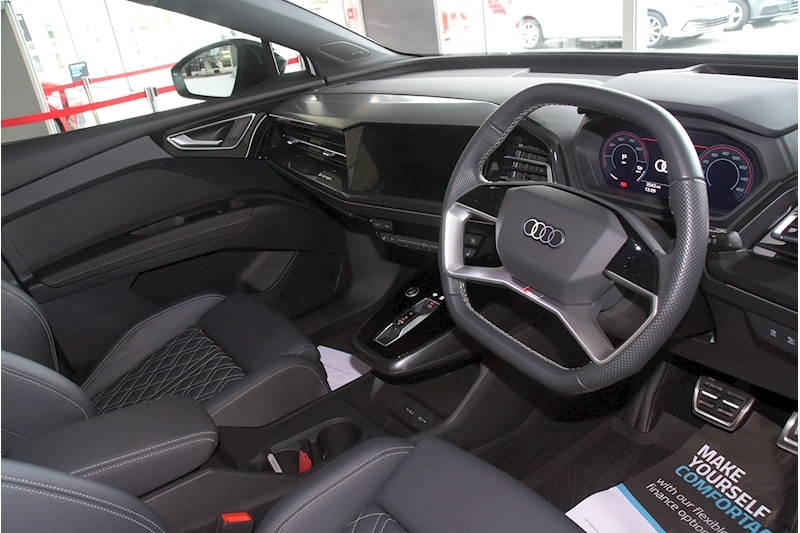 Audi 50 Vorsprung SUV 5dr Electric Auto quattro 82kWh (299 ps)