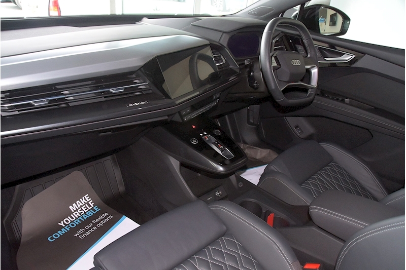 Audi 50 Vorsprung SUV 5dr Electric Auto quattro 82kWh (299 ps)