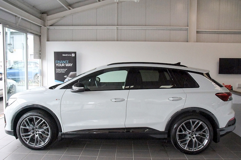 Audi 50 Vorsprung SUV 5dr Electric Auto quattro 82kWh (299 ps)