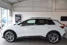 22/22 Audi Q4 e-tron Vorsprung