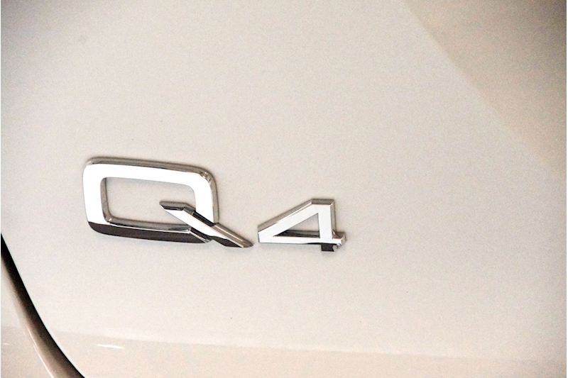 Audi 50 Vorsprung SUV 5dr Electric Auto quattro 82kWh (299 ps)