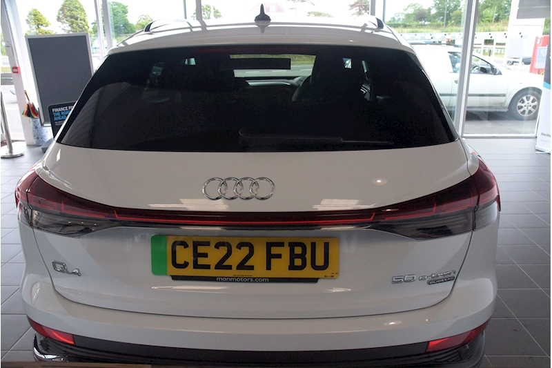 Audi 50 Vorsprung SUV 5dr Electric Auto quattro 82kWh (299 ps)