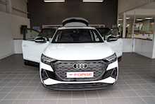 22/22 Audi Q4 e-tron Vorsprung