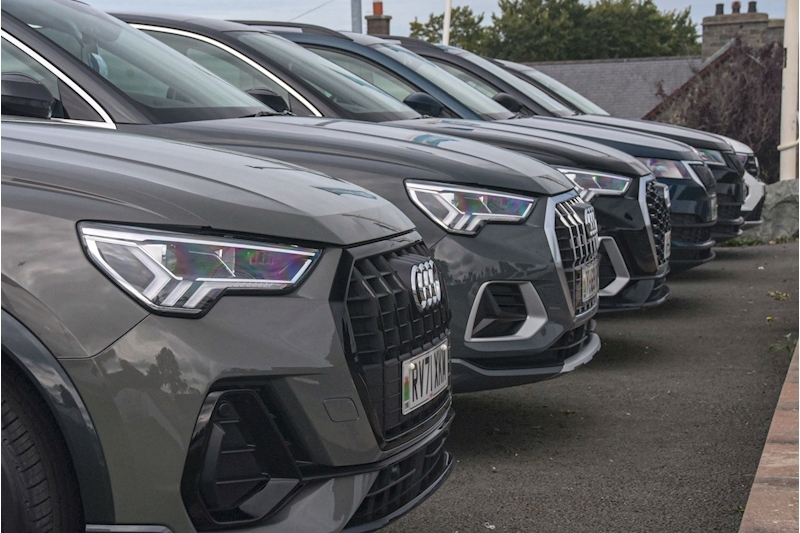 Audi 50 Vorsprung SUV 5dr Electric Auto quattro 82kWh (299 ps)