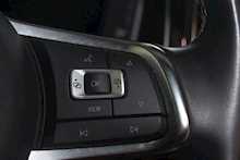 19/19 Volkswagen T-Roc 1.5 TSI EVO R-Line