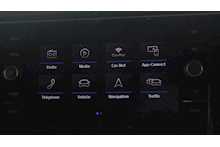 19/19 Volkswagen T-Roc 1.5 TSI EVO R-Line