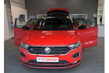19/19 Volkswagen T-Roc 1.5 TSI EVO R-Line