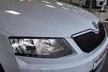 15/15 SKODA Octavia TDI Scout Estate 5dr Diesel