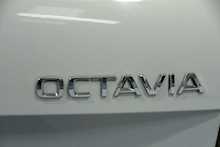 15/15 SKODA Octavia TDI Scout Estate 5dr Diesel