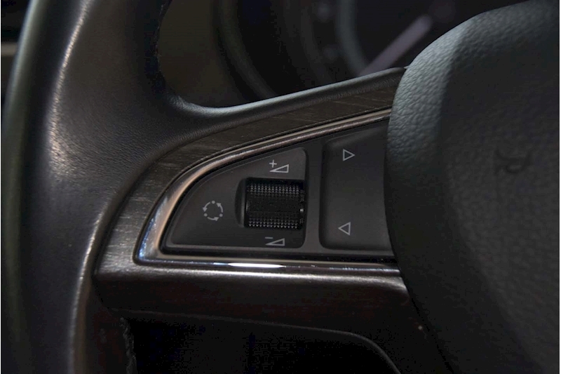 SKODA 2.0 TDI Scout Estate 5dr Diesel Manual 4WD Euro 6 (s/s) (150 ps)