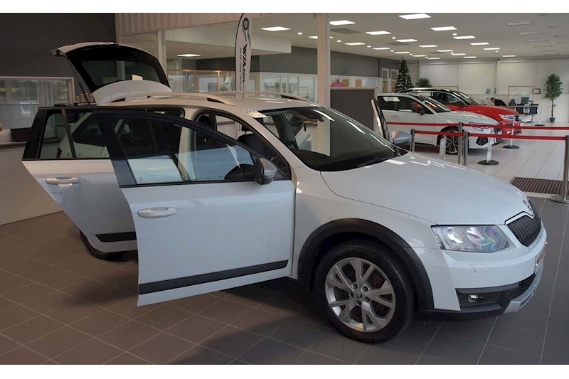 SKODA 2.0 TDI Scout Estate 5dr Diesel Manual 4WD Euro 6 (s/s) (150 ps)