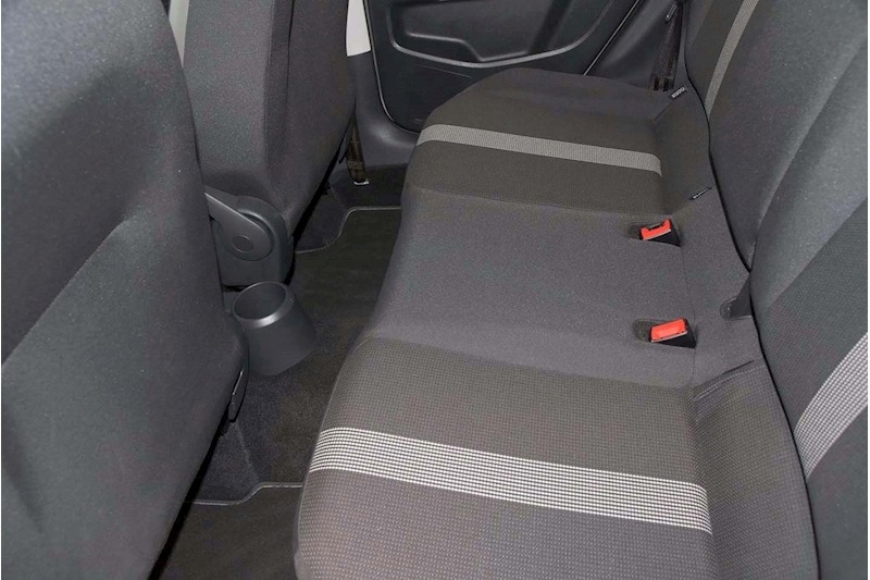 Volkswagen 1.0 High up! Hatchback 5dr Petrol Manual Euro 6 (s/s) (75 ps)