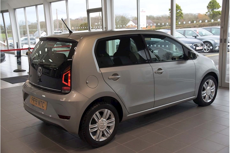 Volkswagen 1.0 High up! Hatchback 5dr Petrol Manual Euro 6 (s/s) (75 ps)