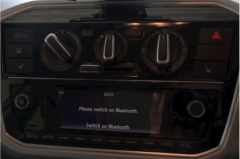 Volkswagen 1.0 High up! Hatchback 5dr Petrol Manual Euro 6 (s/s) (75 ps)