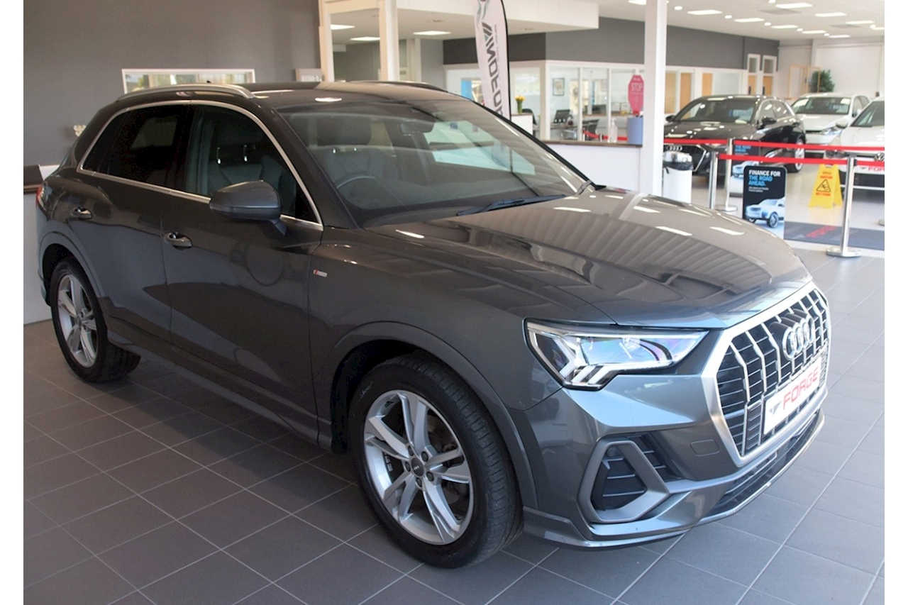 Audi q3 s line store daytona grey 2020