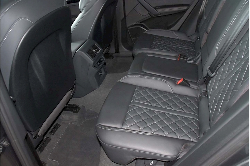 Audi 2.0 TDI 40 Edition 1 SUV 5dr Diesel S Tronic quattro Euro 6 (s/s) (204 ps)