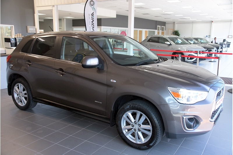 Mitsubishi D 3 SUV 1.8 Manual Diesel