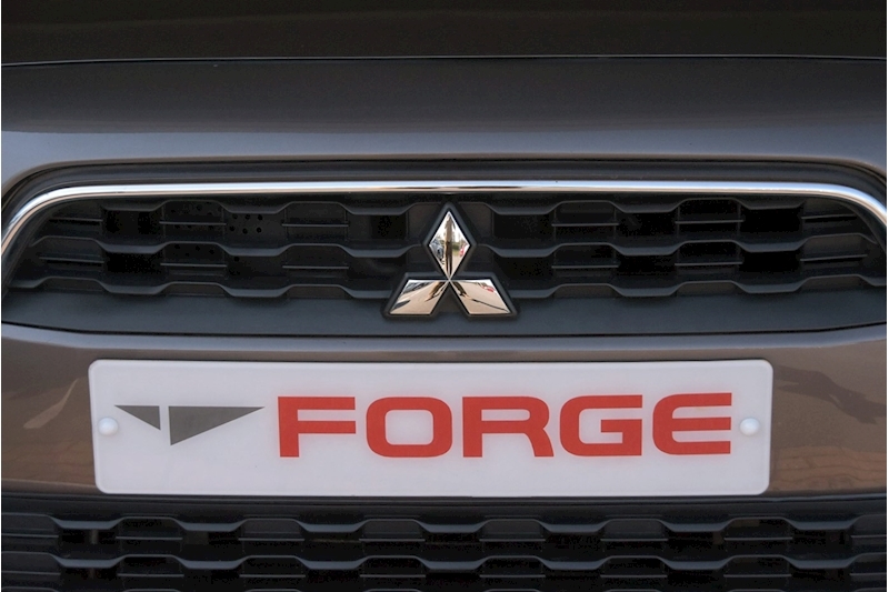 Mitsubishi D 3 SUV 1.8 Manual Diesel