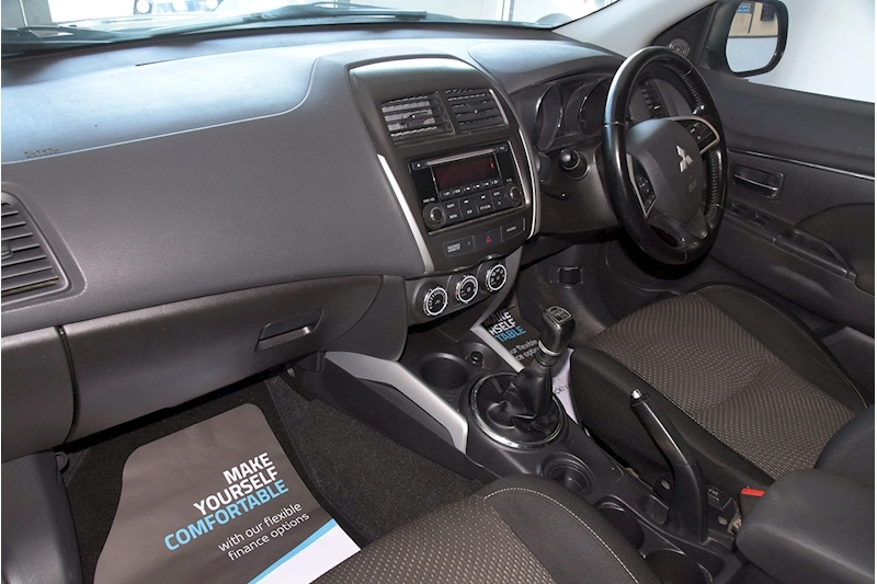Mitsubishi D 3 SUV 1.8 Manual Diesel