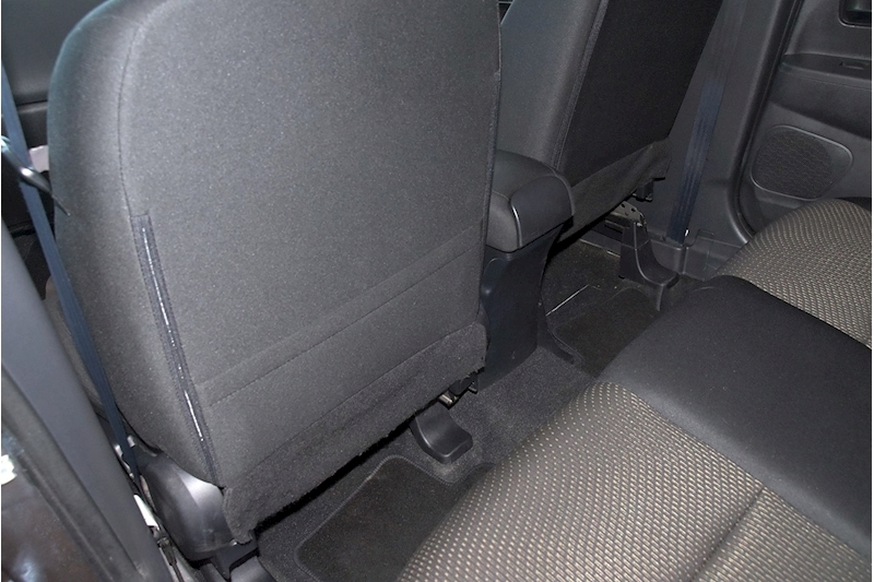 Mitsubishi D 3 SUV 1.8 Manual Diesel