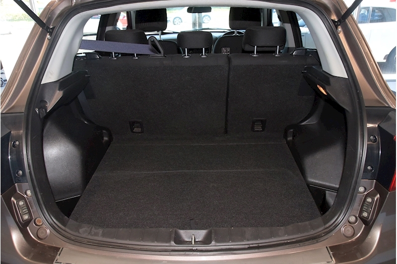 Mitsubishi D 3 SUV 1.8 Manual Diesel