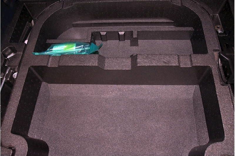 Mitsubishi D 3 SUV 1.8 Manual Diesel