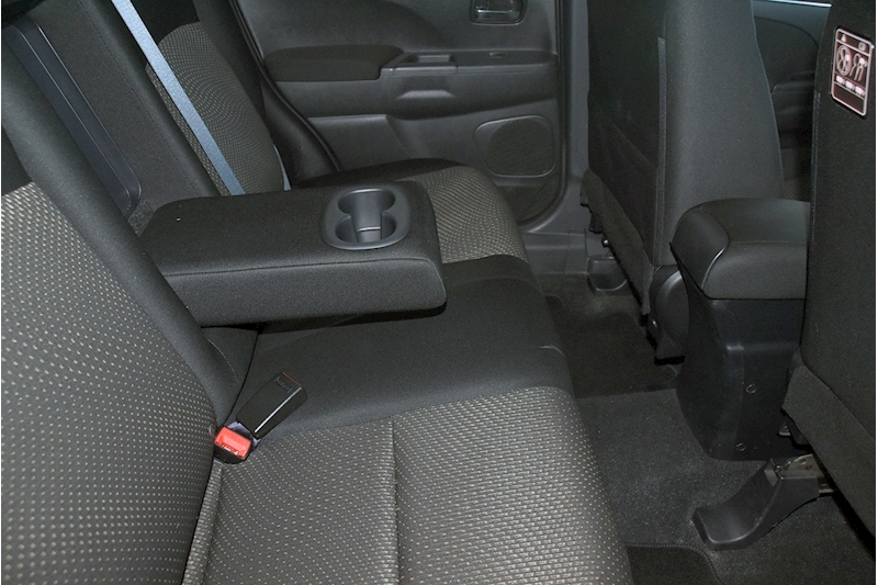 Mitsubishi D 3 SUV 1.8 Manual Diesel