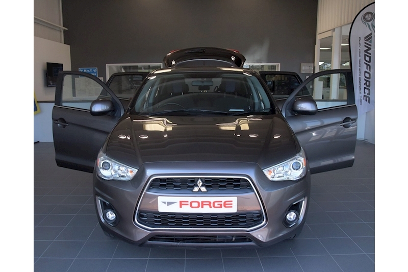 Mitsubishi D 3 SUV 1.8 Manual Diesel