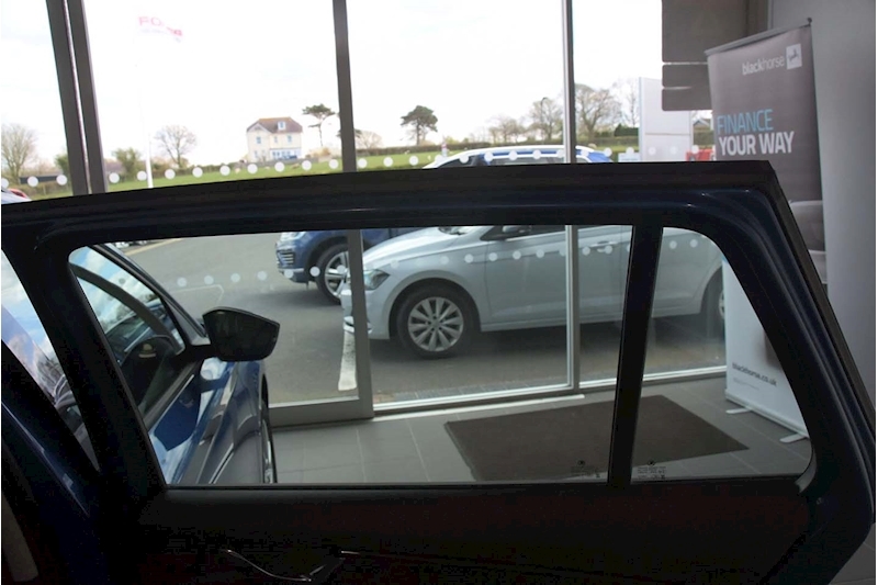 SKODA 1.0 TSI SE SUV 5dr Petrol Manual Euro 6 (s/s) (95 ps)